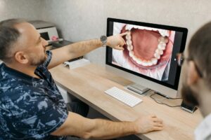 6 Cognitive Scientists Explain Why You Dream About Your Teeth Falling Out