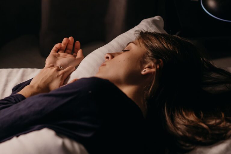 Sleep Paralysis to Lucid Dreams: Convert Fear into Lucidity in 4 Steps
