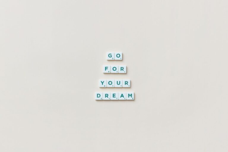 Decode Your Dreams in 5 Minutes: Quick Interpretation Framework for Common Symbols