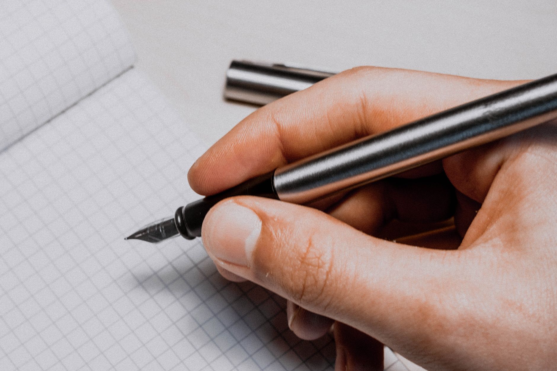 Establishing the Criteria: The Anatomy of a Bullet Journal Pen — Best Pens for Bullet Journaling: 5 Top Picks for Smooth Writing